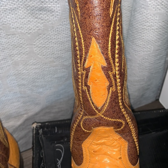 MONTANA Ostrish Leather Western Style Boots. - Picture 3 of 13